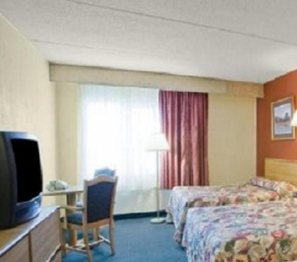 Broadview Inn Suites Гейлсберг Номер фото